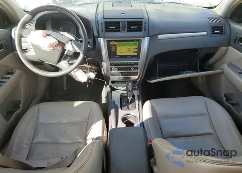 2010 Ford Fusion Hybrid z USA, uszkodzony, nr VIN 3FADP0L39AR182999